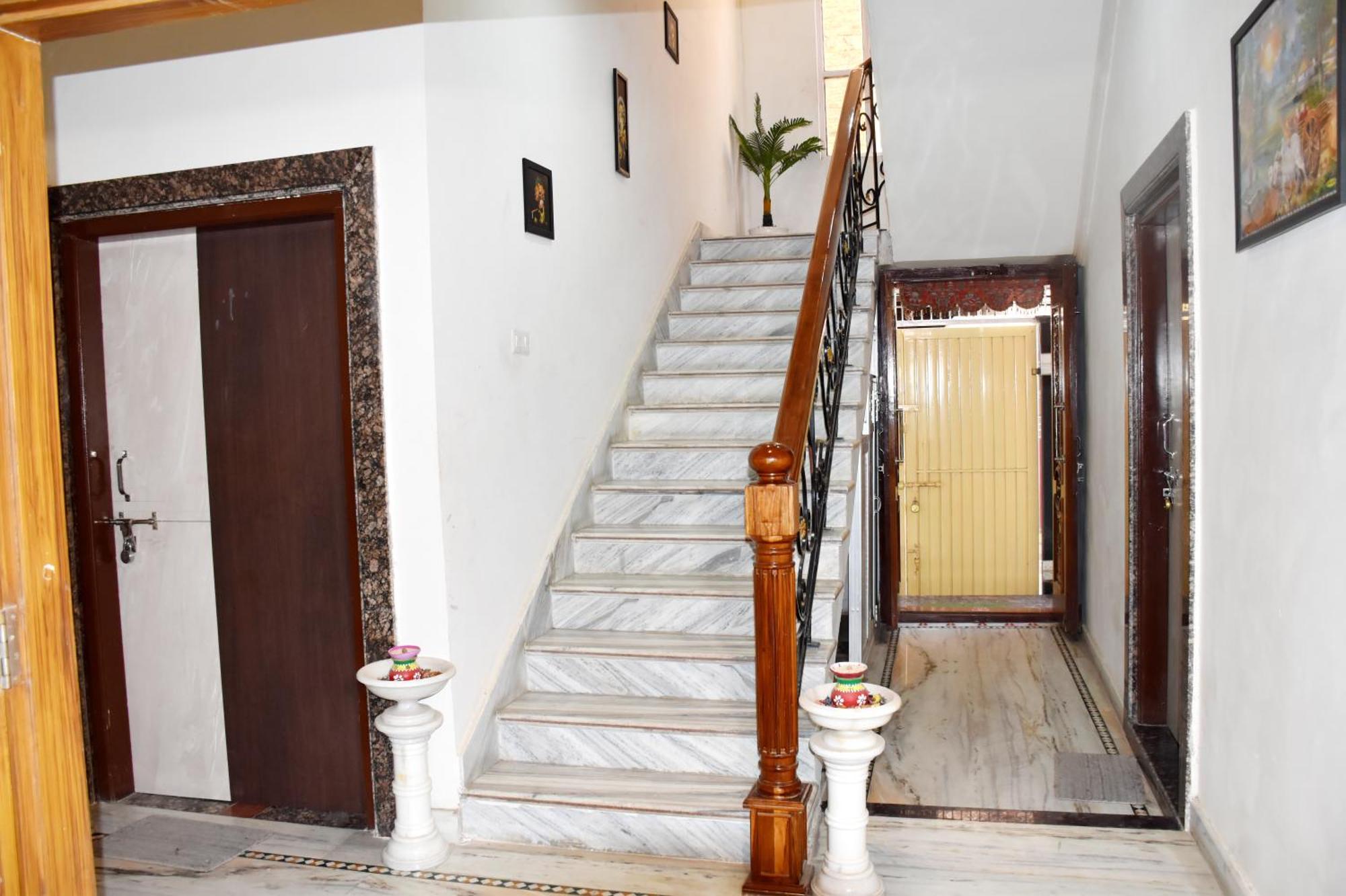 Ramaya Home Stay Varanasi Exterior foto